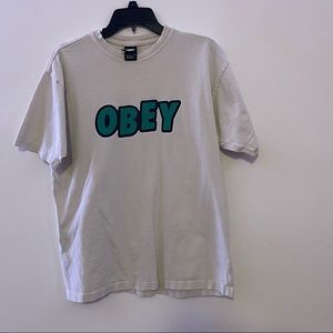 Obey tee